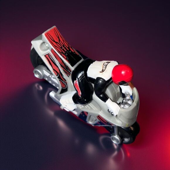 Vintage Hot Wheels Style Silver Red Black Motorcycle Bike B14 - Picture 1 of 4